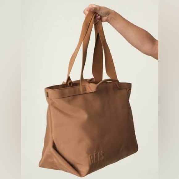 NWT Beis Travel Tote in Camel Tan - Picture 2 of 3